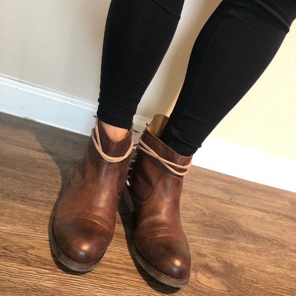 Coconuts 🥥 Matisse - Picture 1 of 8